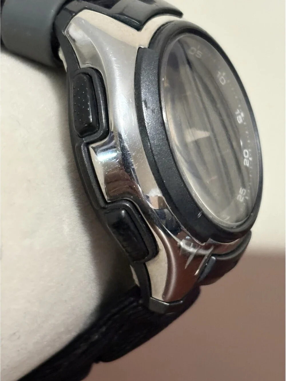 CASIO Illuminator 3319 AQ-160 World Timer 5 Alarms Mens Watch 43mm Works Great